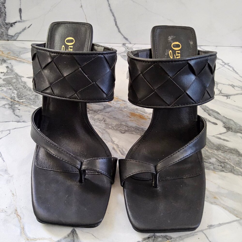 Black Leather  Woven Square Toe Heels Size 10